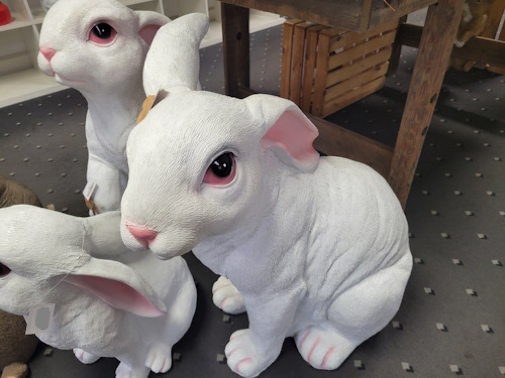 Preview: Hase groß, sitzend, weiß, H73 cm *SELBSTABHOLUNG*